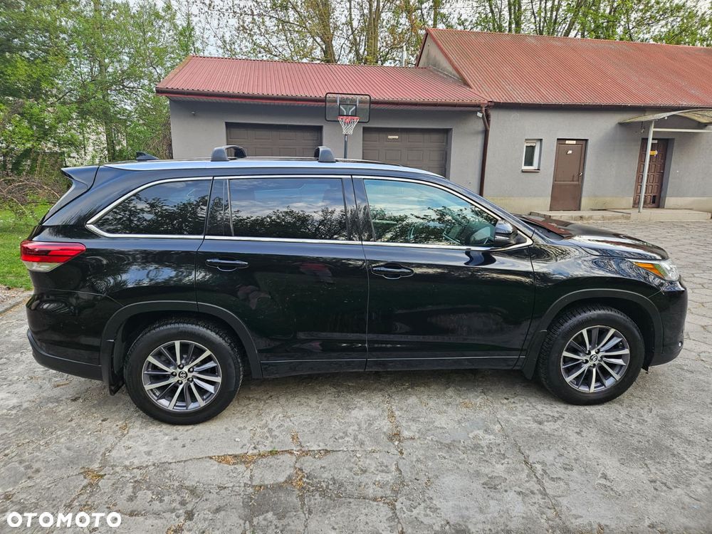 Toyota Highlander 3.5 V6 - 7