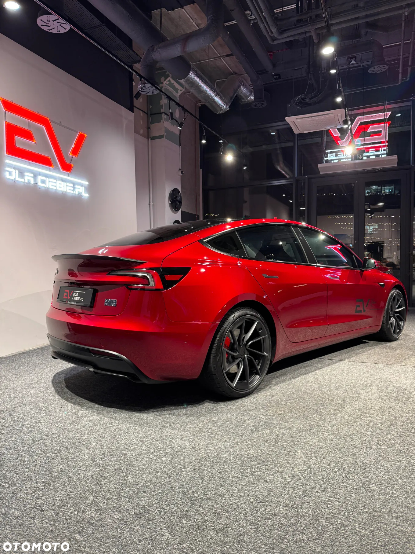 Tesla Model 3 Performance AWD - 14