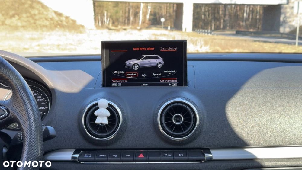 Audi A3 Sportback 2.0 TDI Edycja Specjalna - 12