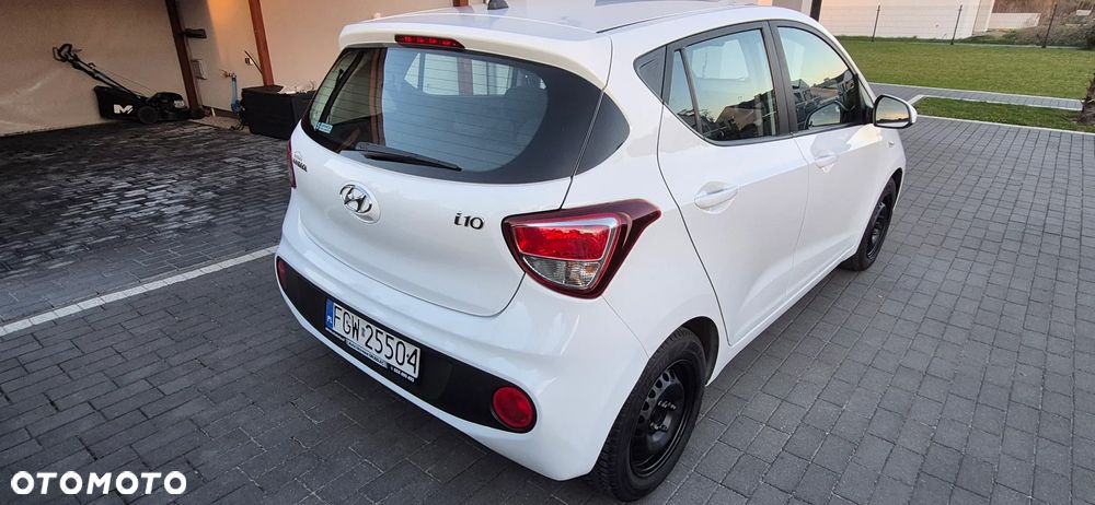 Hyundai i10 1.0 Pure - 16