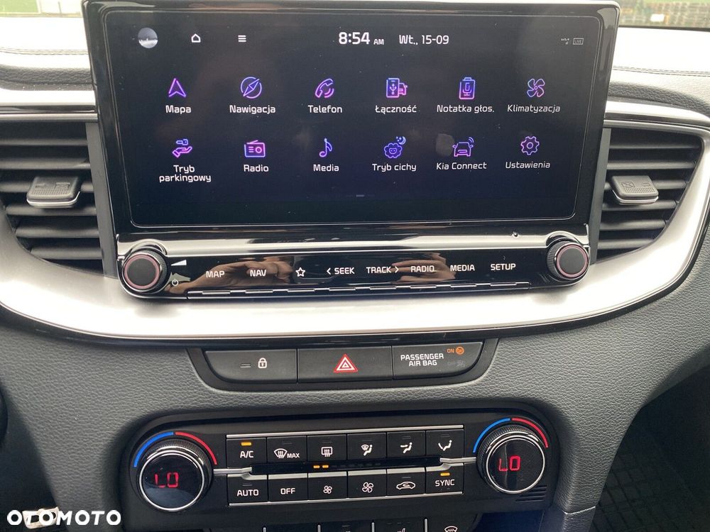 Kia Ceed - 27