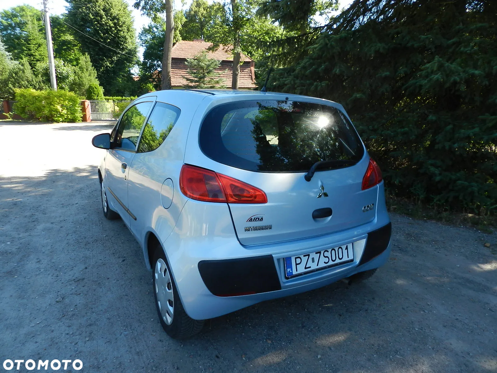 Mitsubishi Colt - 6