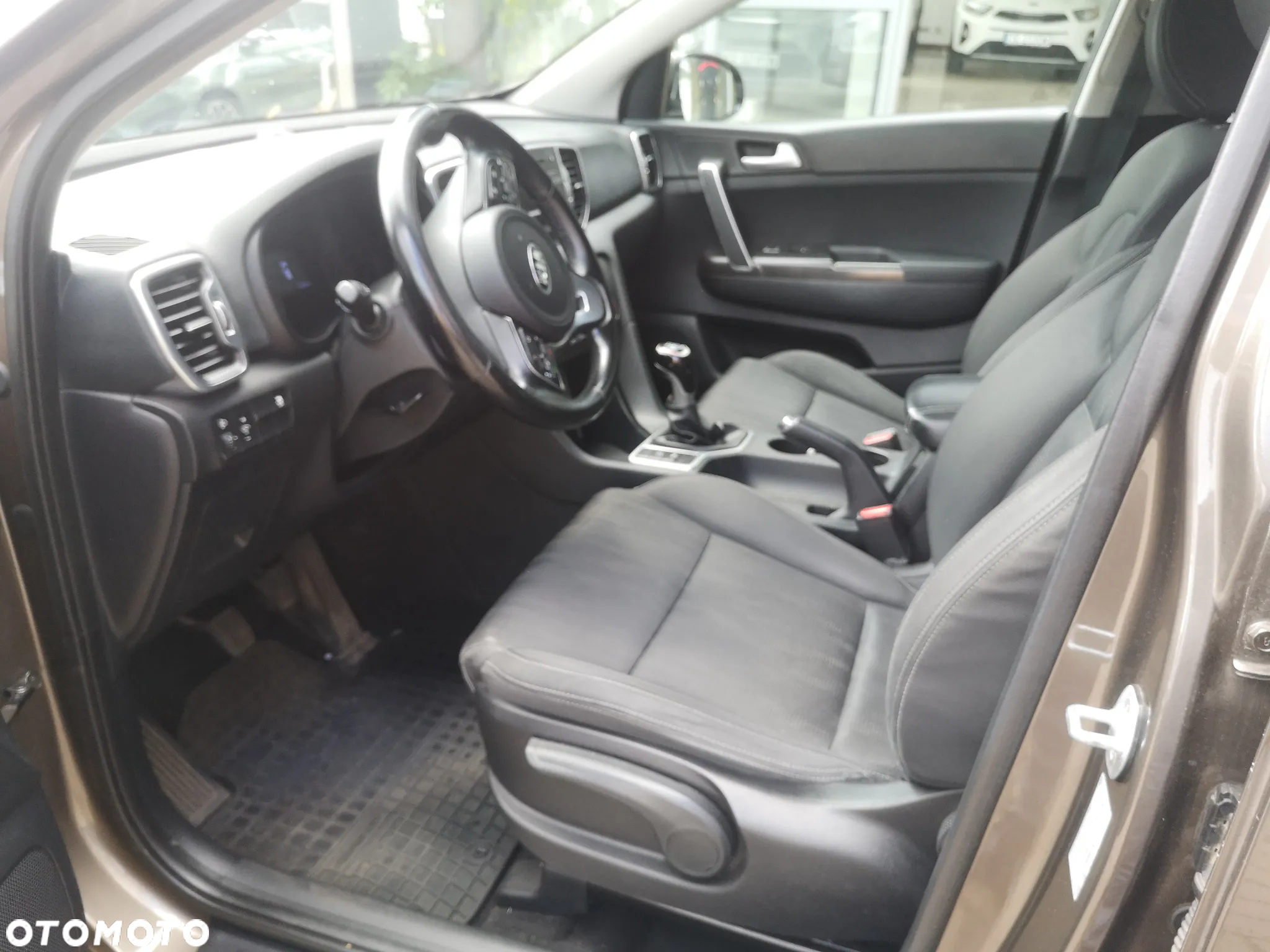 Kia Sportage 1.6 GDI M 2WD - 11