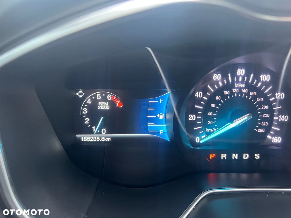 Ford Fusion - 14