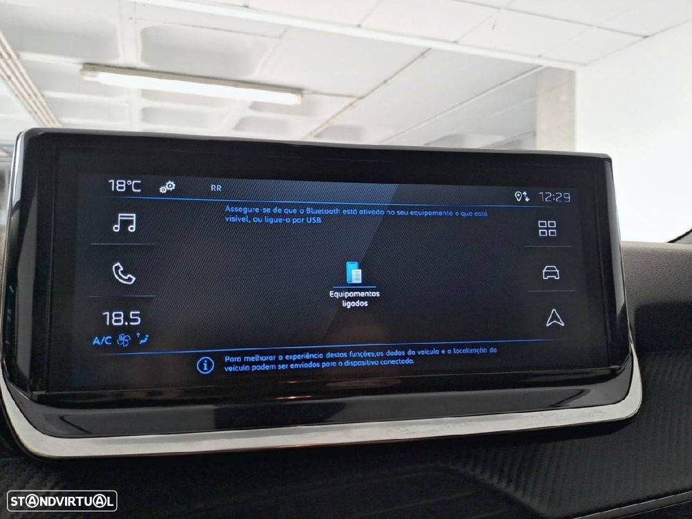 Peugeot 2008 1.2 PureTech Style - 19