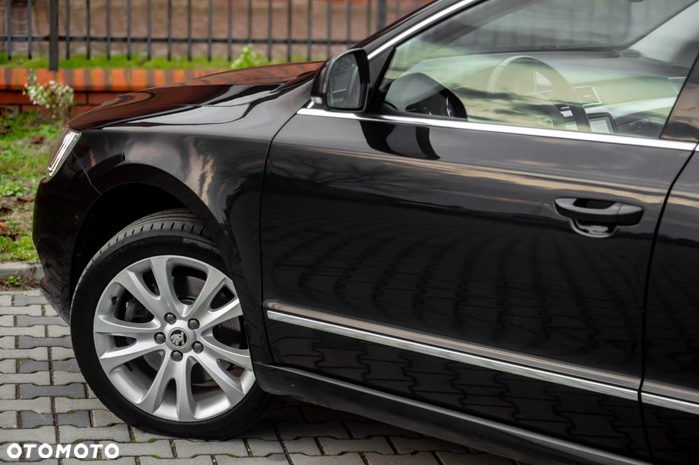 Skoda Superb 2.0 TDI Green tec 4x4 DSG L&K - 17