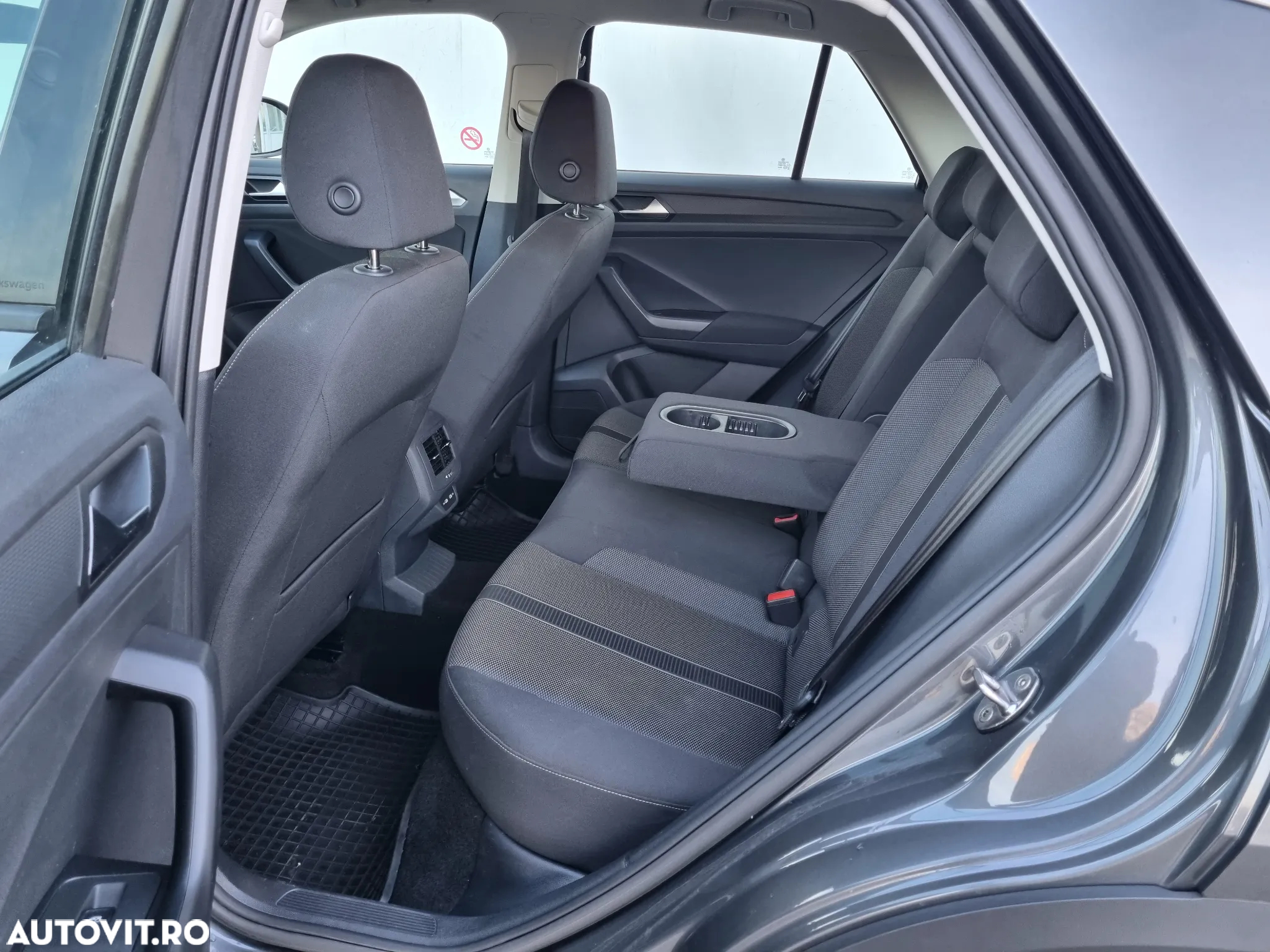 Volkswagen T-ROC 1.0 TSI Life - 12