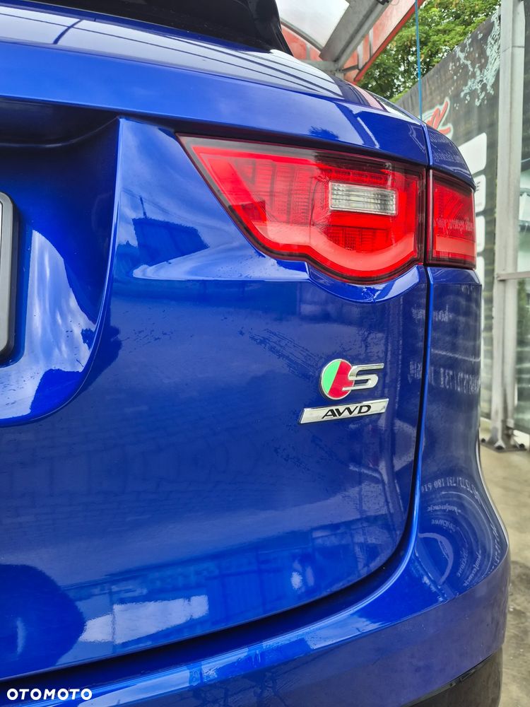 Jaguar F-Pace 3.0 V6 AWD S - 11
