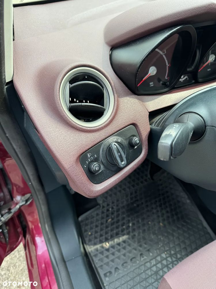 Ford Fiesta 1.25 Ambiente - 23