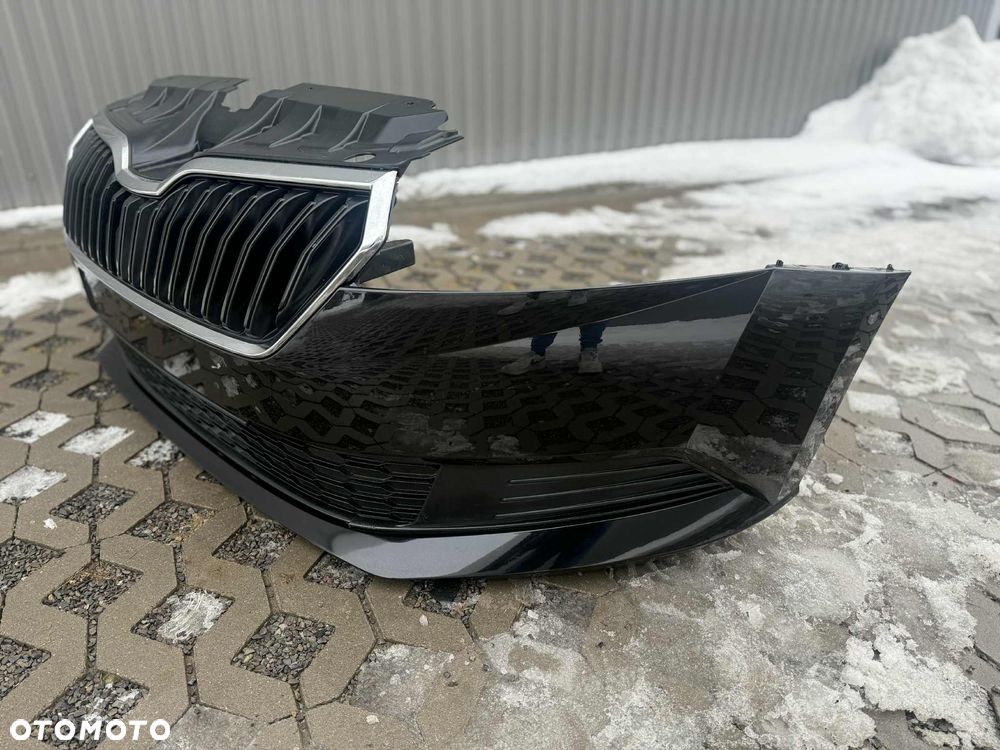Skoda Fabia III Lift Zderzak Przód Przedni 18-21 Kolor: LF9R - 12