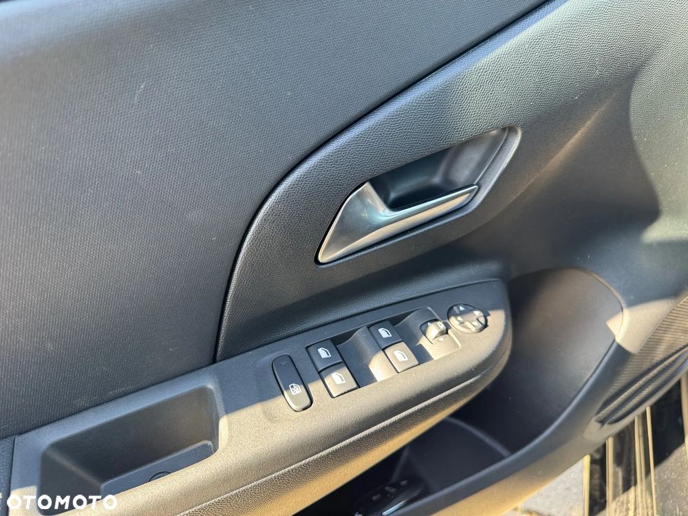 Opel Corsa 1.2 Edition S&S - 6