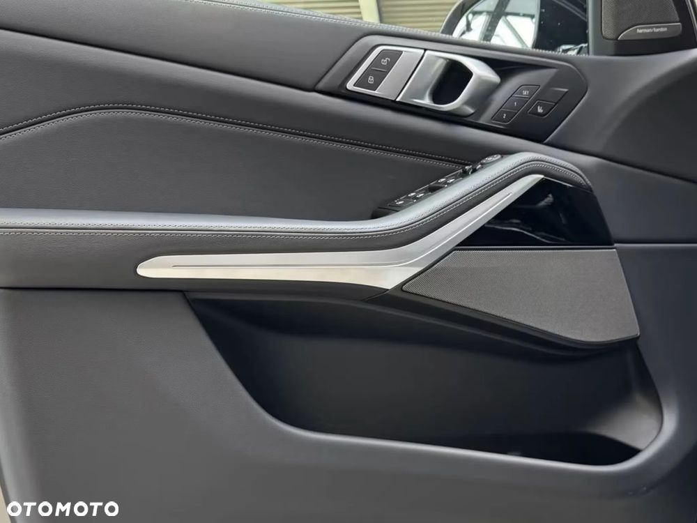 BMW X5 xDrive40d mHEV M Sport sport - 22