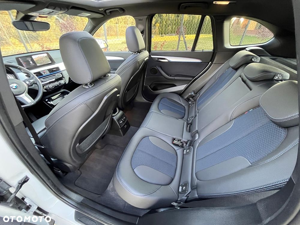 BMW X1 xDrive20i M Sport - 21