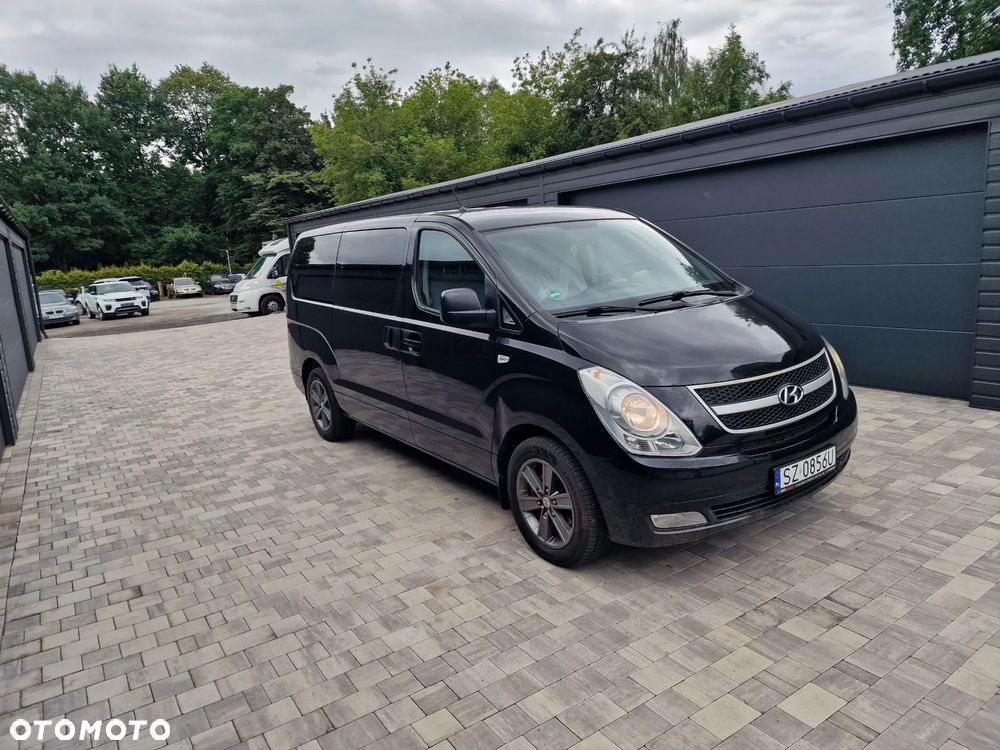 Hyundai H-1 2.5 CRDi Travel Comfort - 20