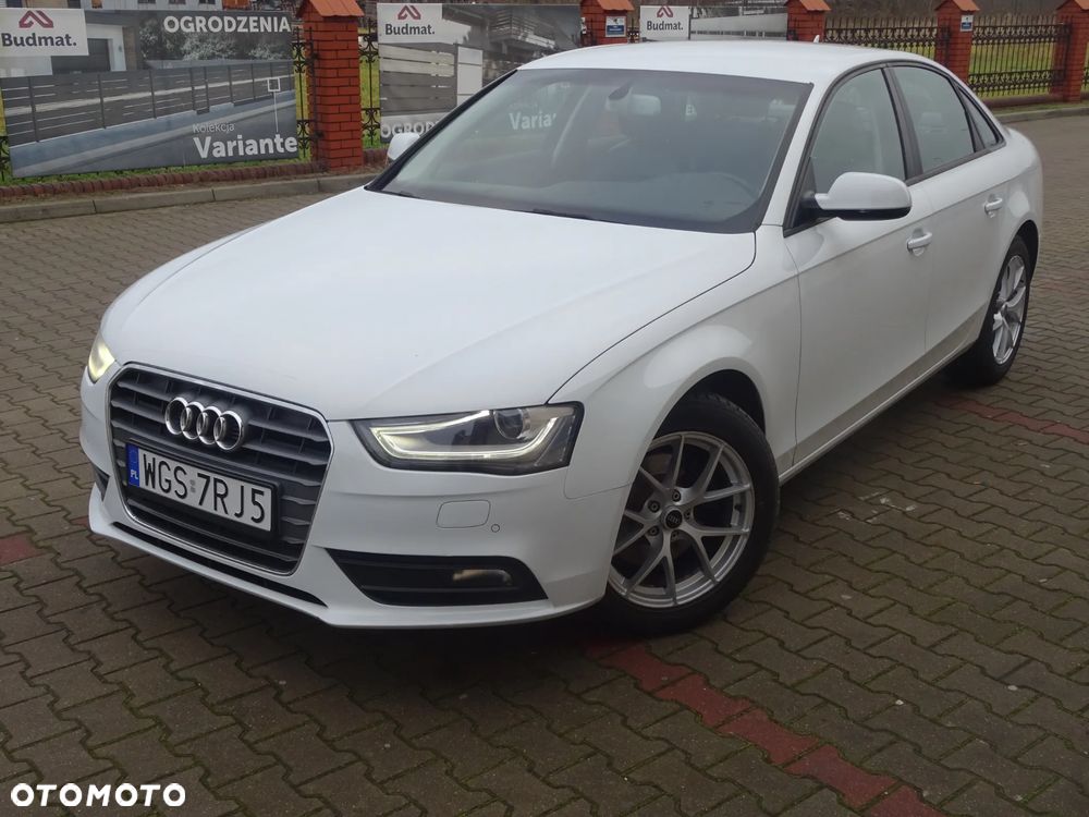 Audi A4 Limousine - 4