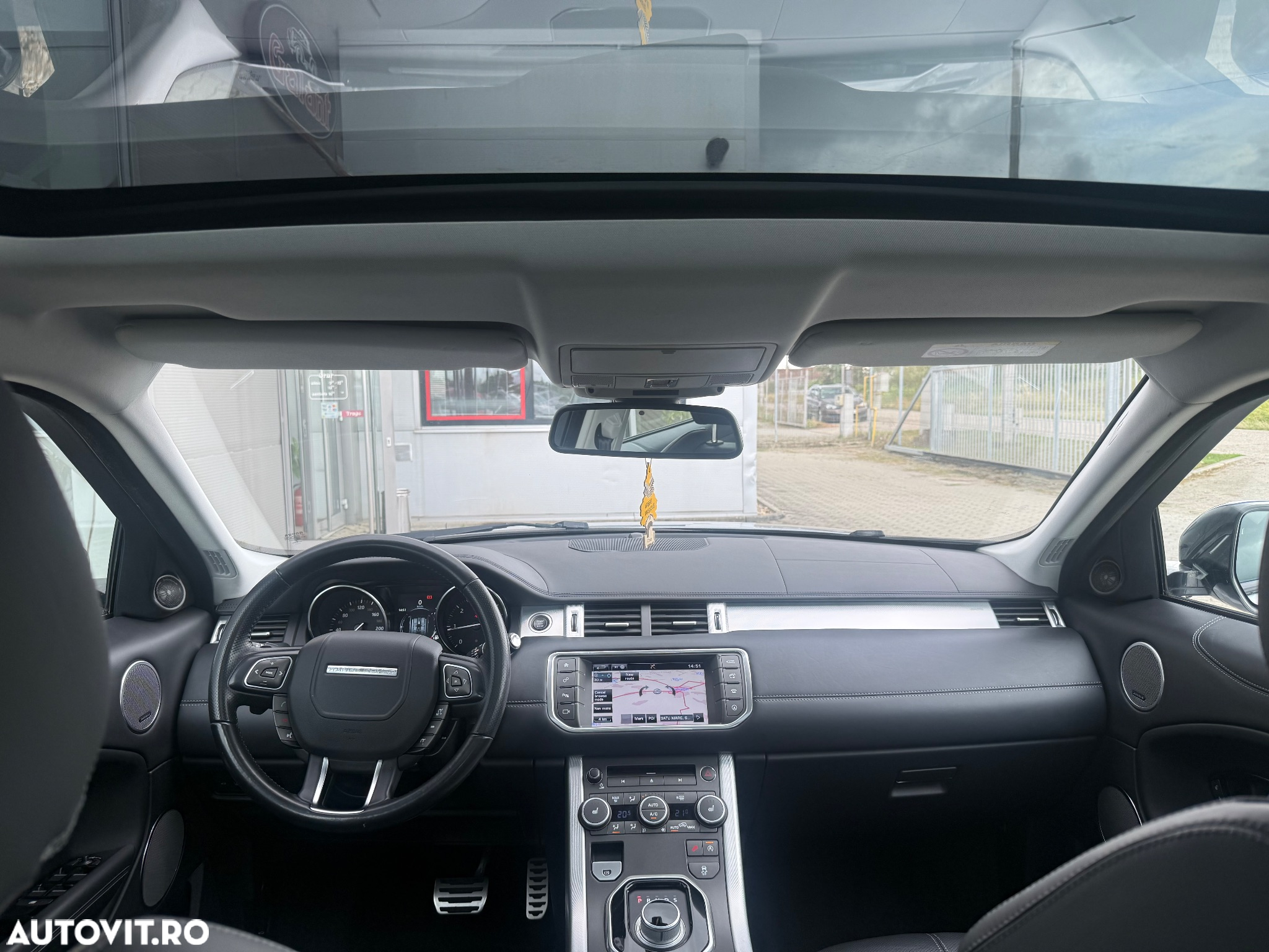 Land Rover Range Rover Evoque 2.0 D150 R-Dynamic HSE - 21