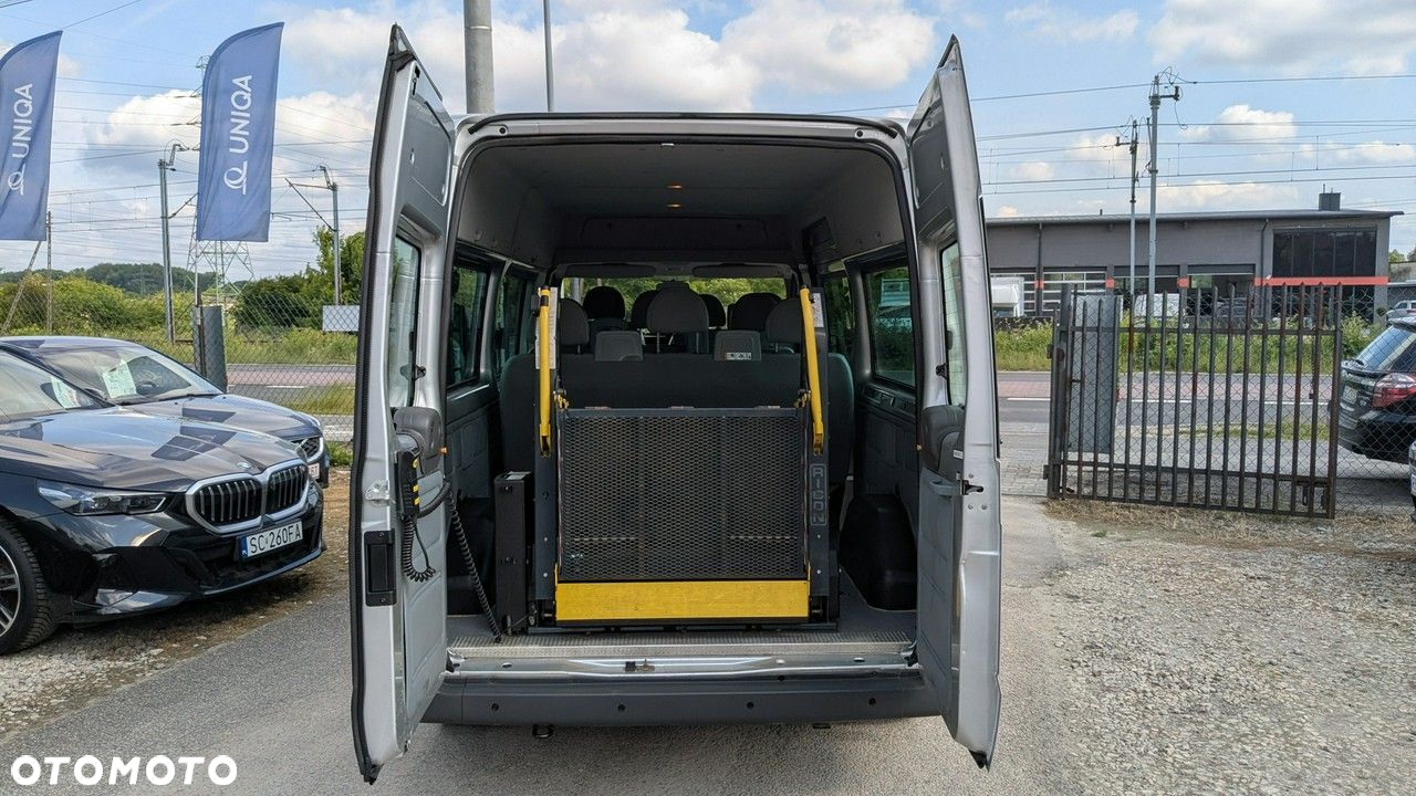 Ford Transit - 32