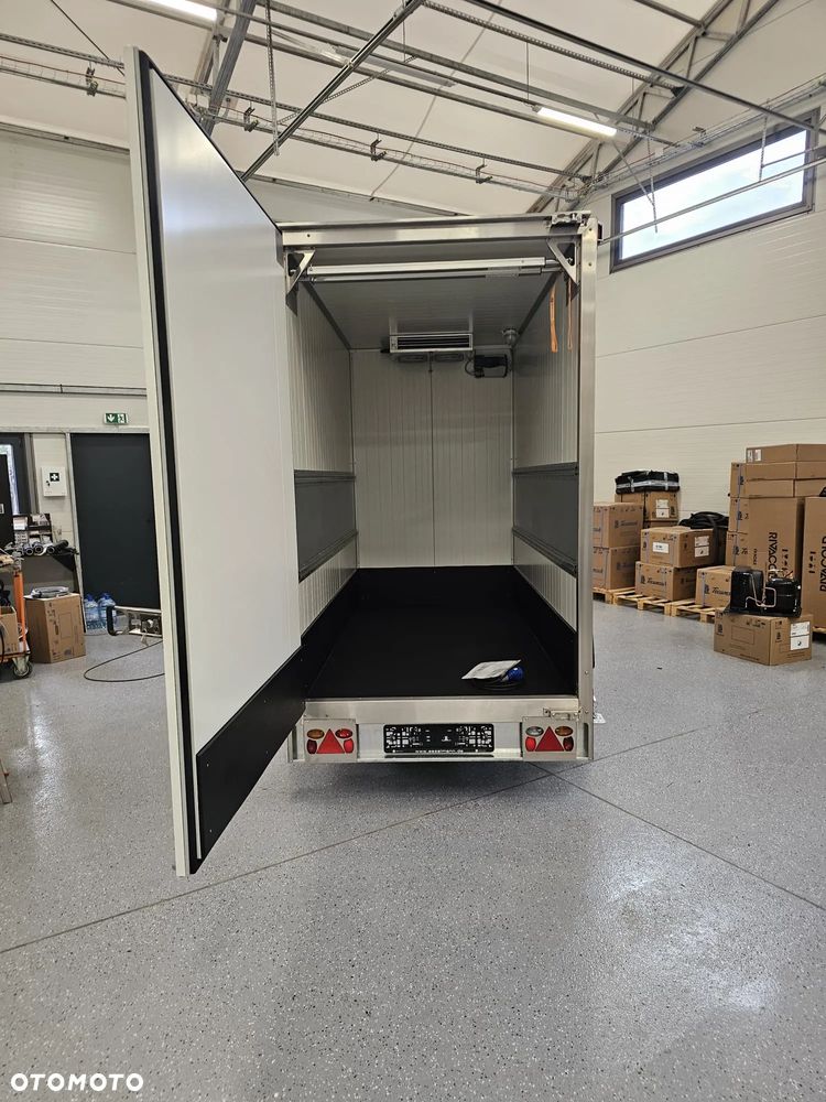 Esselmann FT 2 chłodnia izoterma furgon chłodniczy - 10