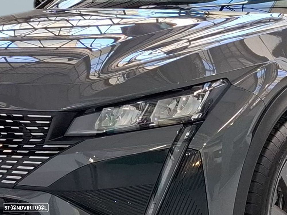 Peugeot 408 1.2 Hybrid Allure e-DCS6 - 16