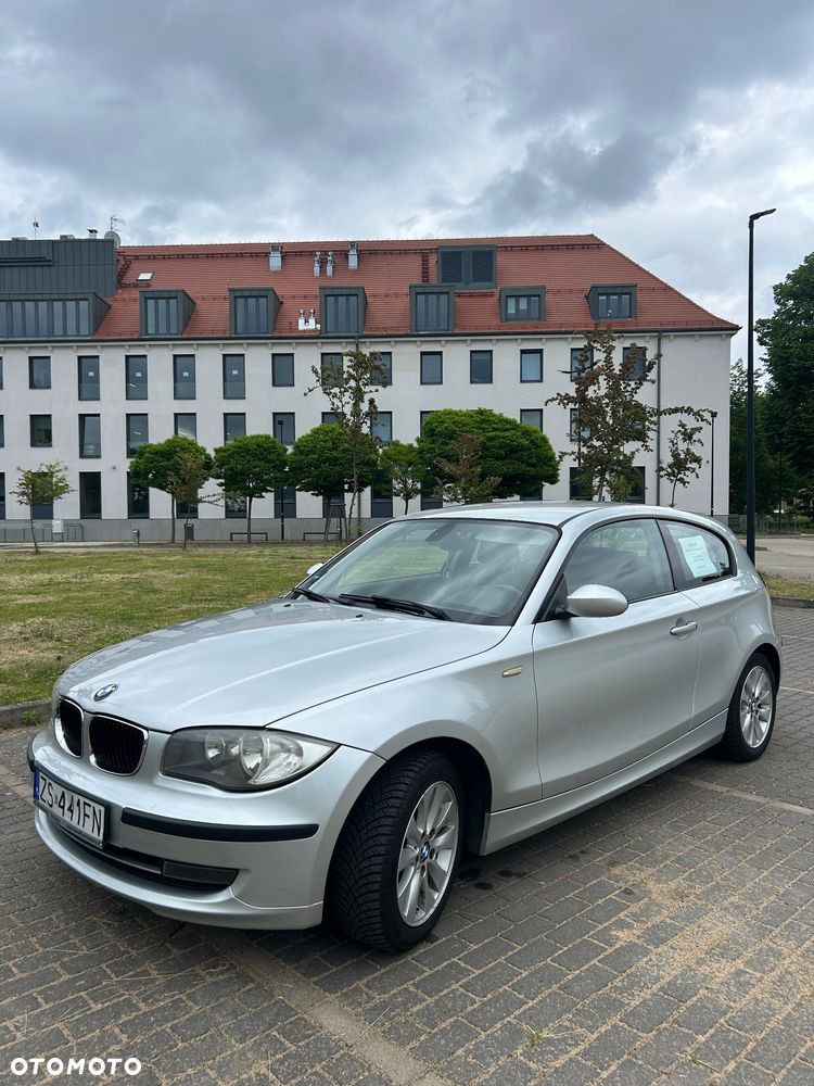 BMW Seria 1 - 1