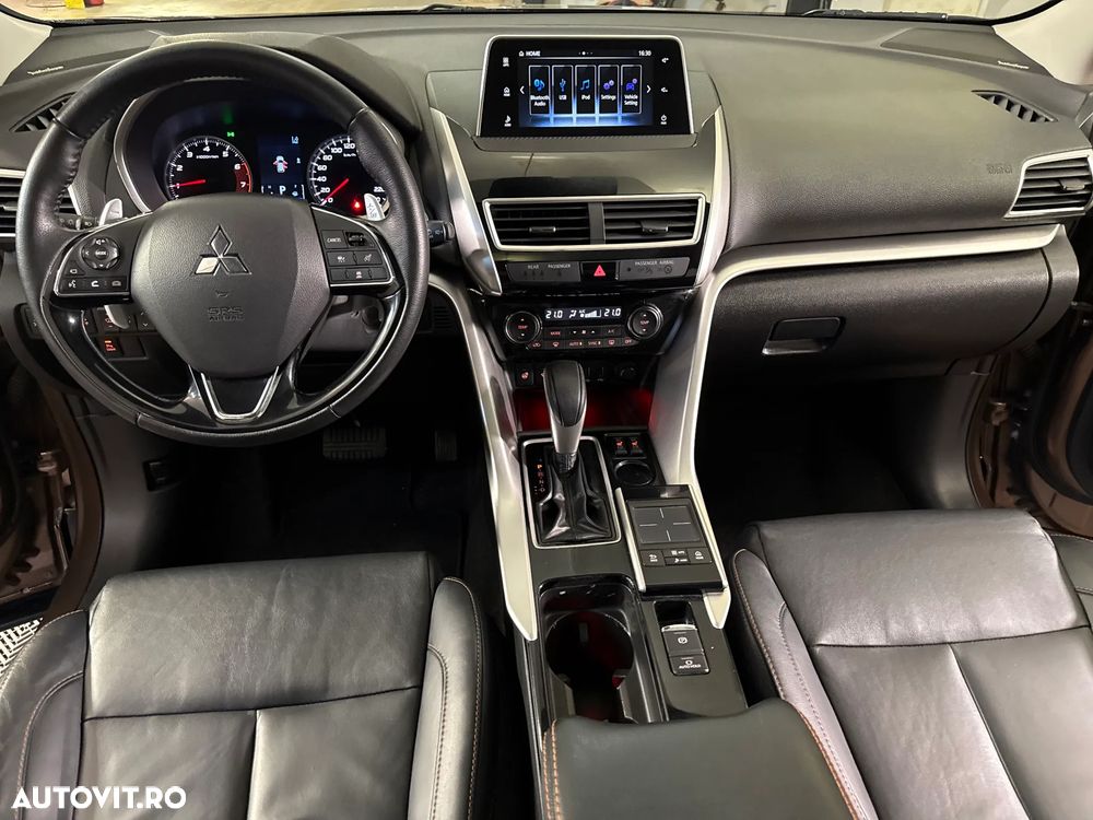 Mitsubishi Eclipse-Cross - 10
