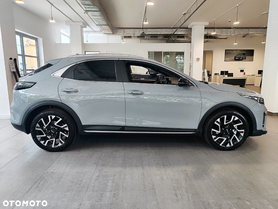 Kia XCeed - 4