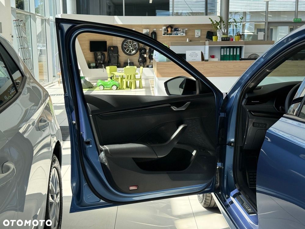Skoda Octavia 1.5 TSI mHEV Sportline DSG - 12