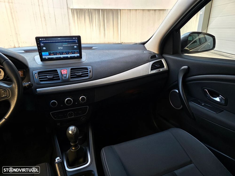 Renault Mégane Sport Tourer 1.5 dCi Dynamique SS - 39