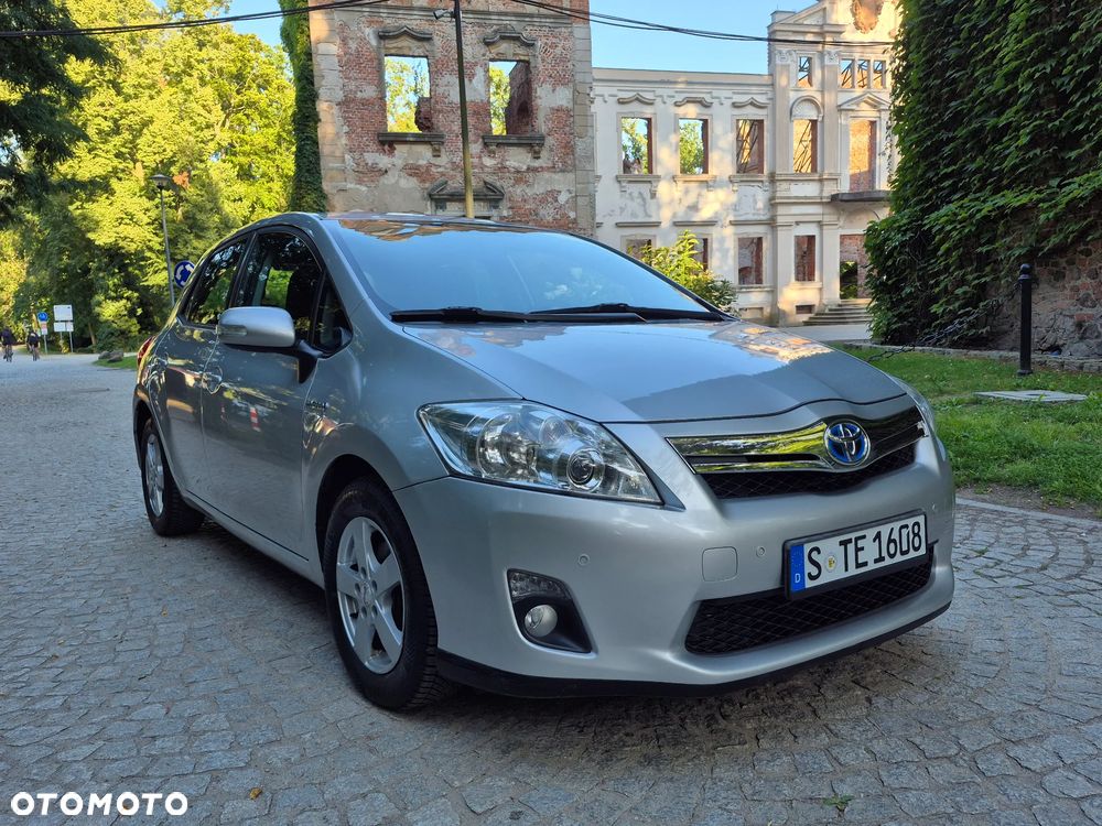 Toyota Auris 1.8 HSD Luna - 1