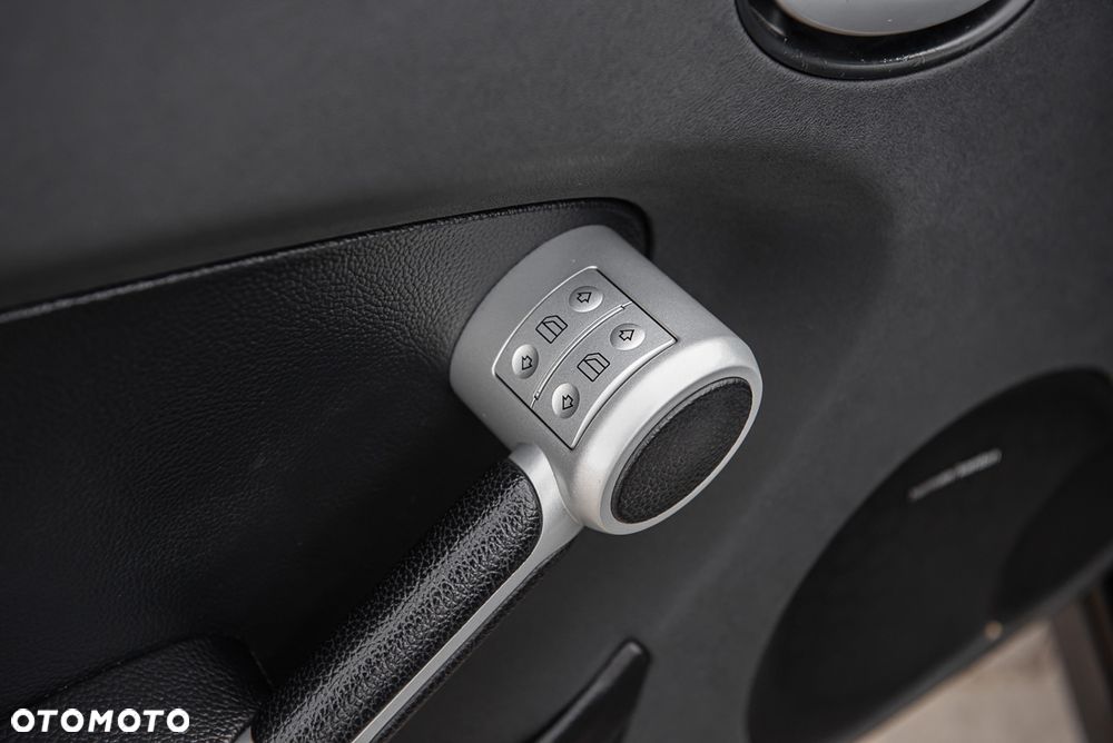 Mercedes-Benz SLK 350 7G-TRONIC - 15