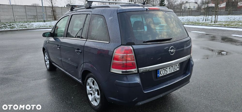 Opel Zafira 1.9 CDTI Cosmo - 11