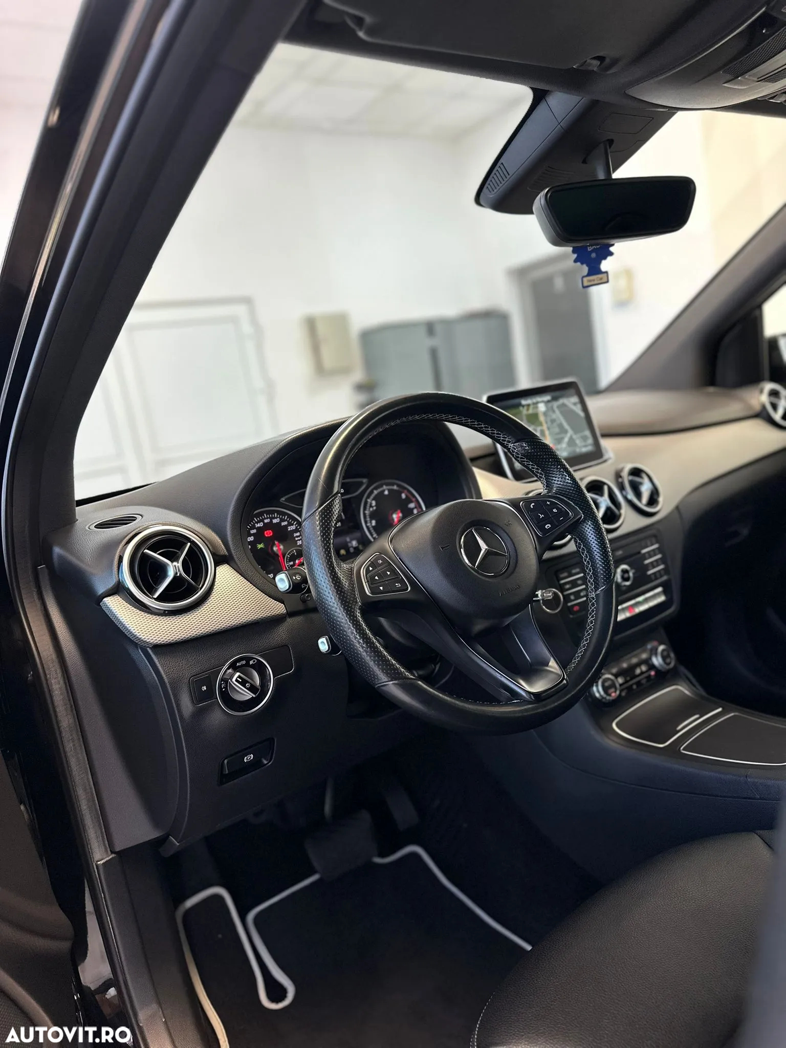 Mercedes-Benz B 200 CDI (BlueEFFICIENCY) 7G-DCT - 10