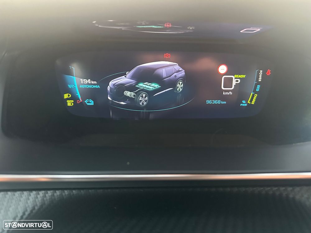 Peugeot e-2008 50 kWh GT - 11