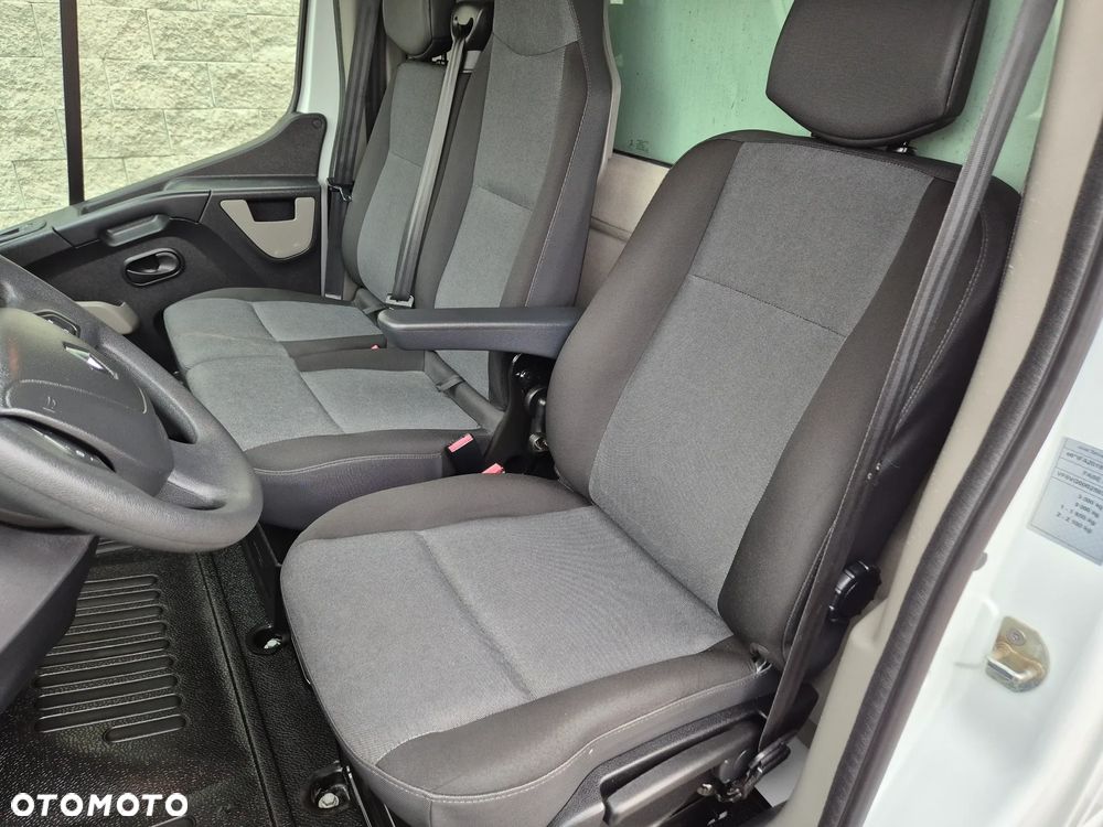 Renault Master - 25
