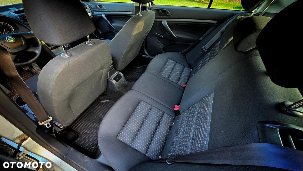 Skoda Octavia 1.6 TDI Active - 14