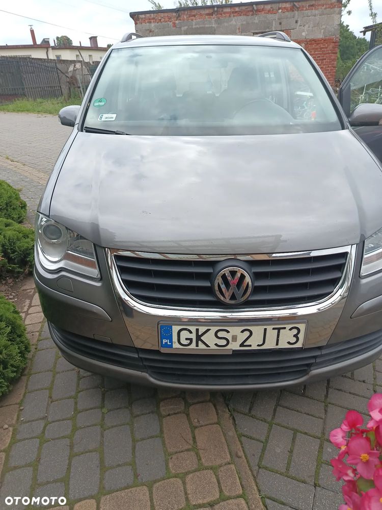 Volkswagen Touran 1.9 TDI Q-Line - 1