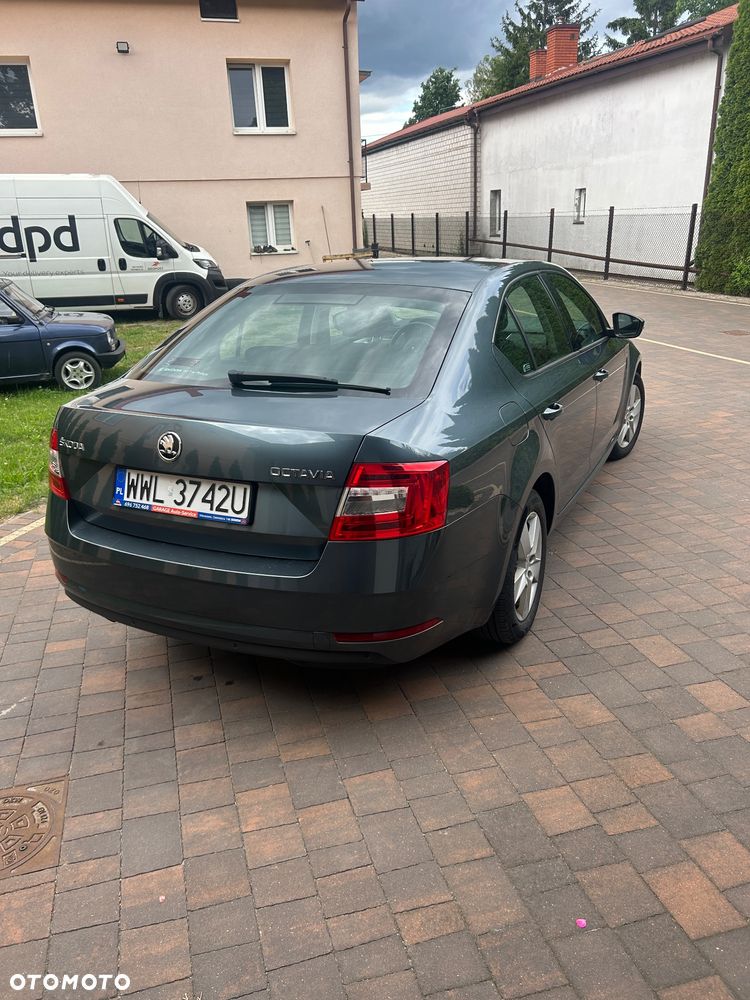 Skoda Octavia 1.6 TDI Ambition - 5