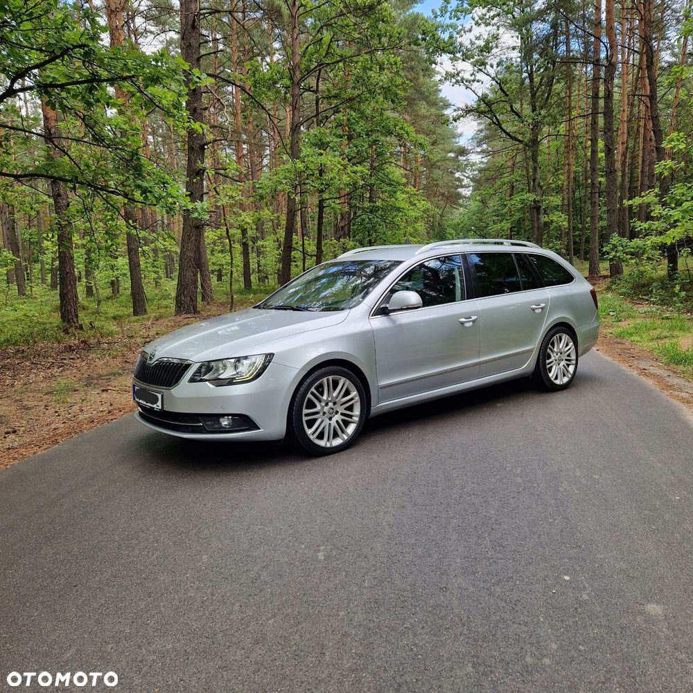 Skoda Superb 2.0 TSI Elegance DSG - 8