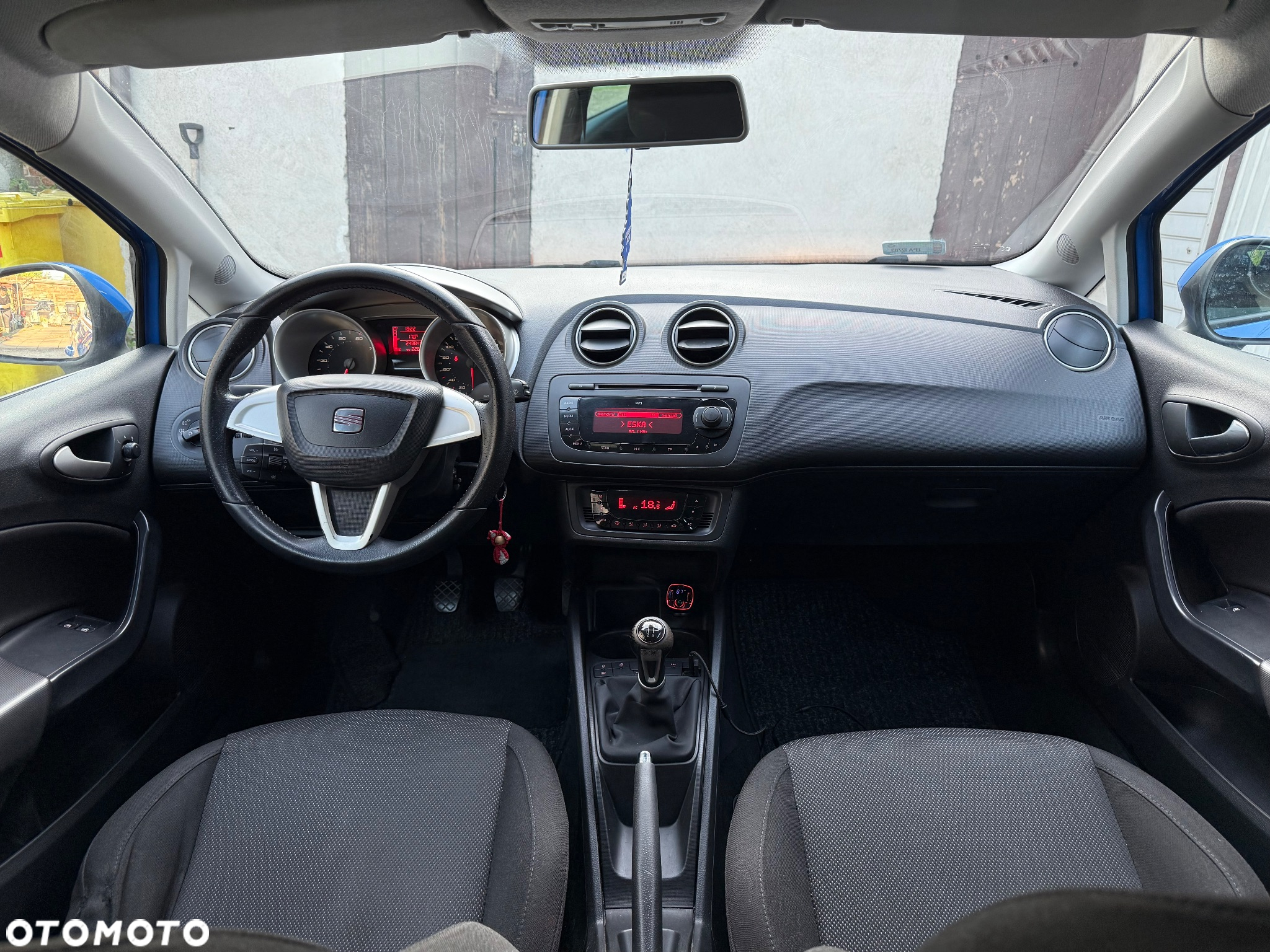 Seat Ibiza SC 1.4 16V Sport - 16