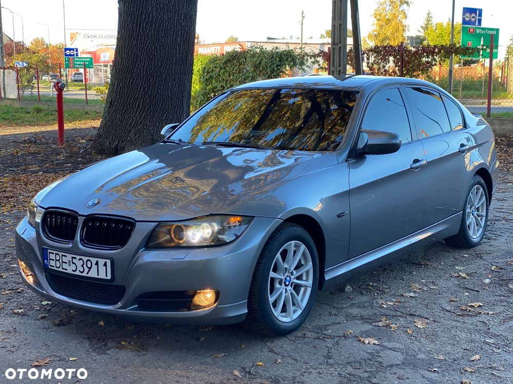 BMW 3 Series 2008 photo 2