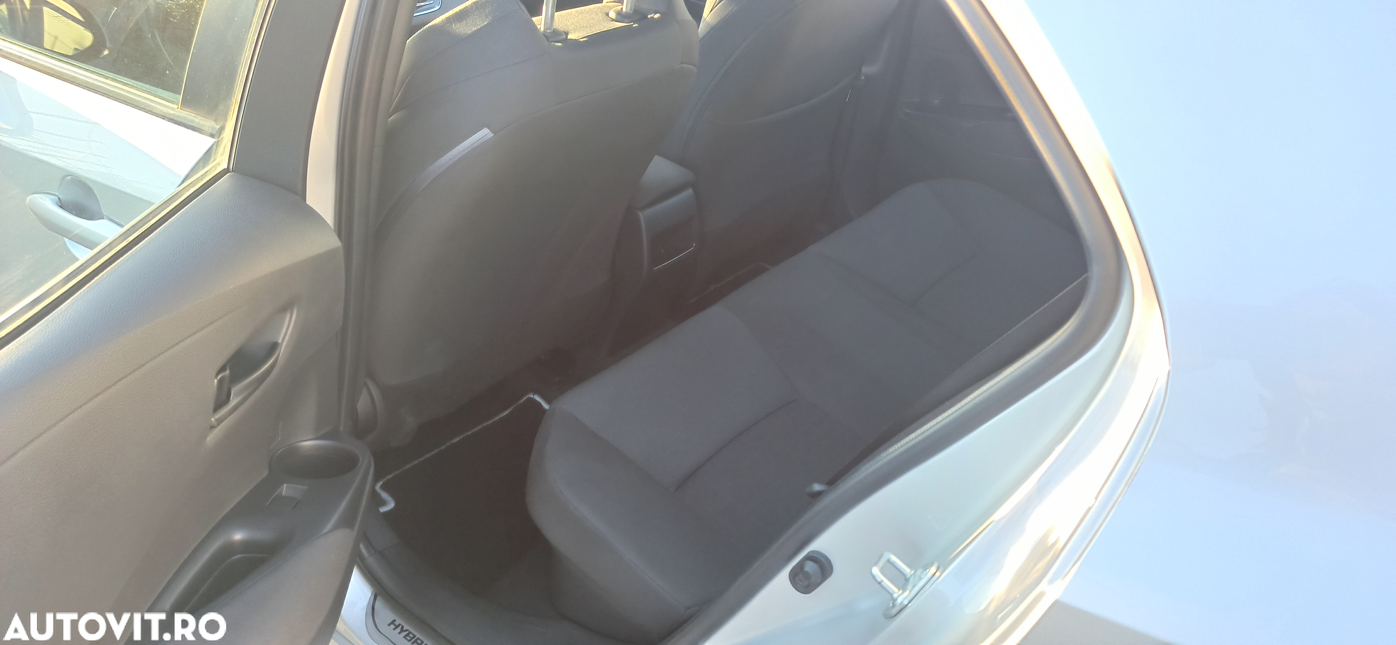 Toyota Corolla - 13