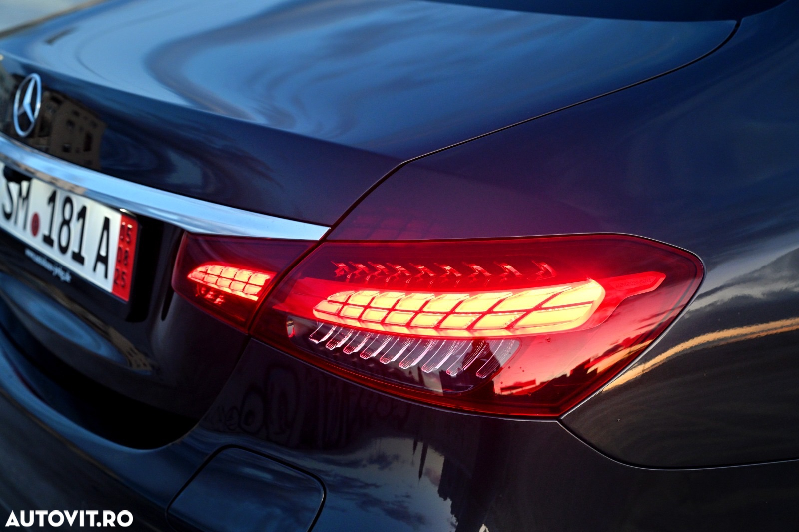 Mercedes-Benz E - 27