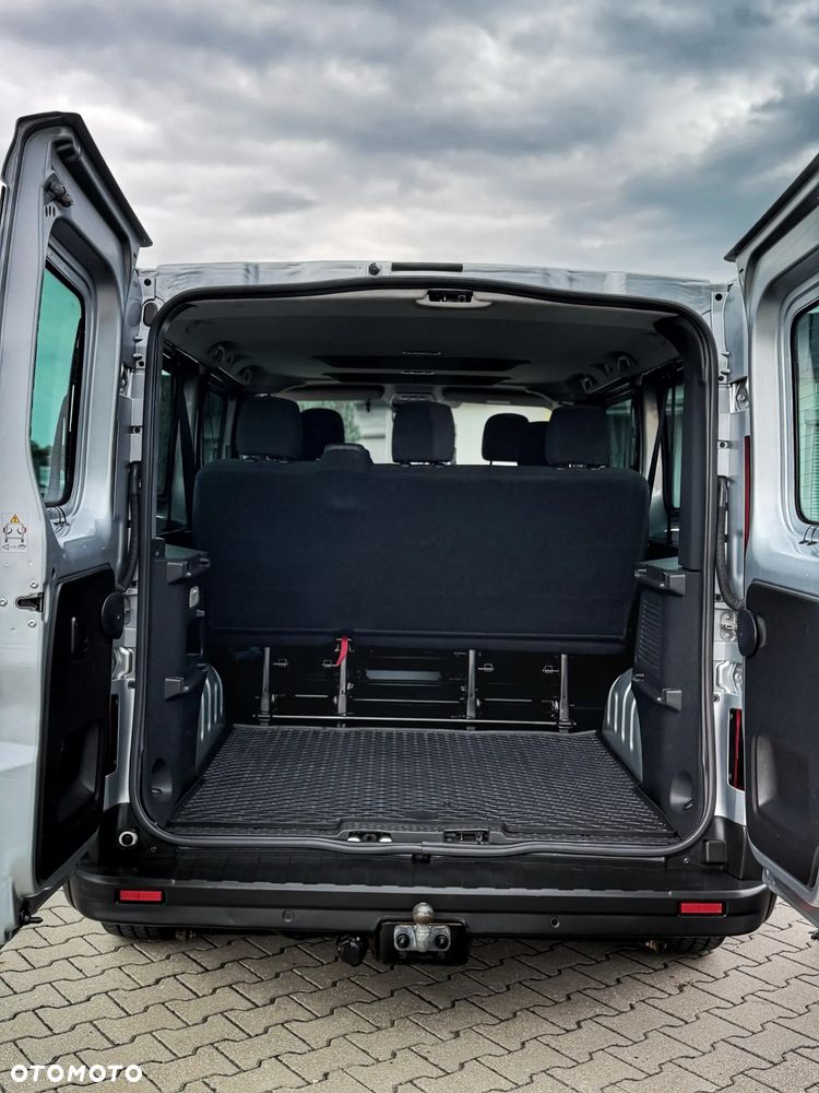 Renault Trafic - 17
