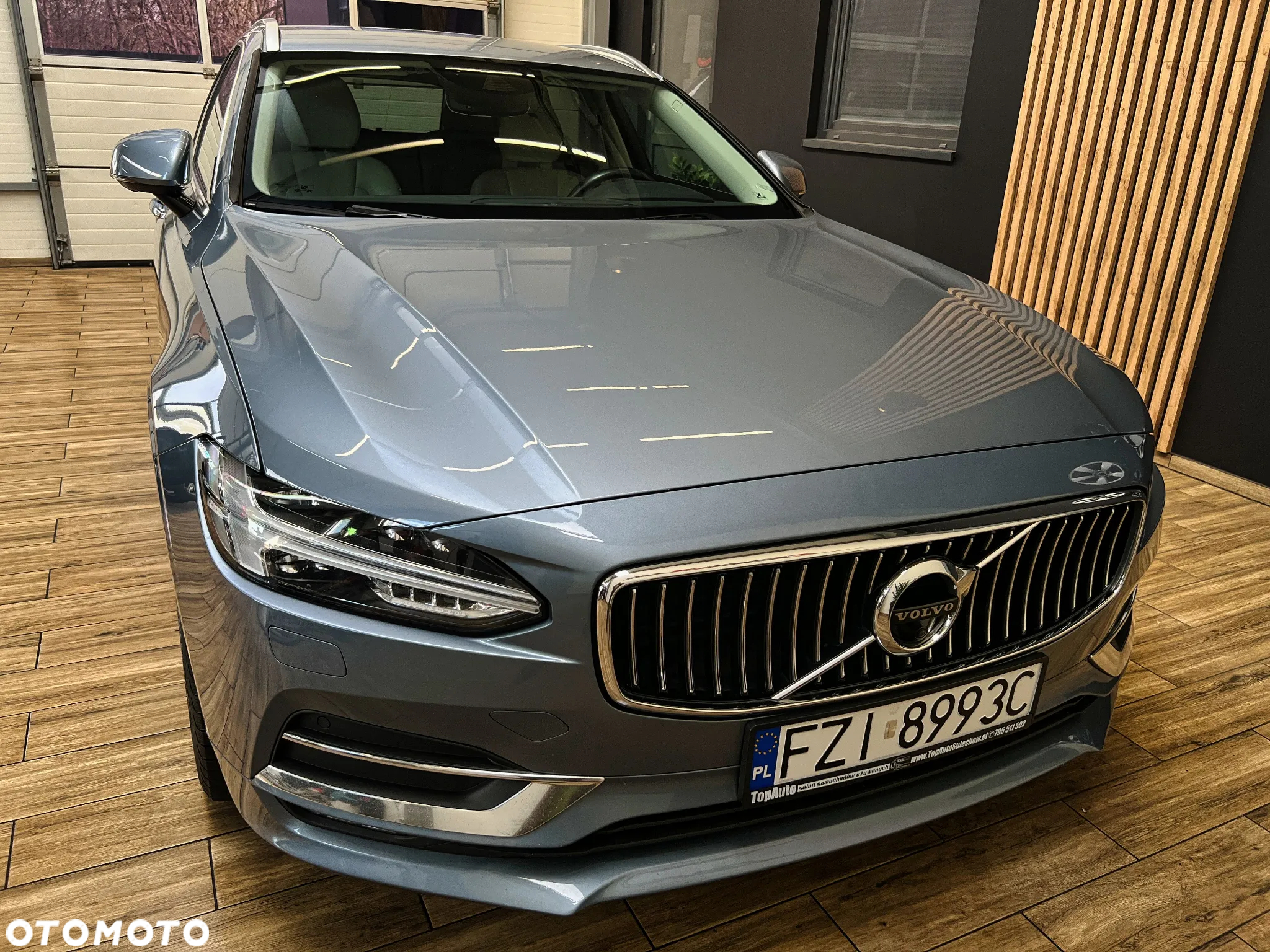 Volvo V90 D5 AWD Geartronic Inscription - 4