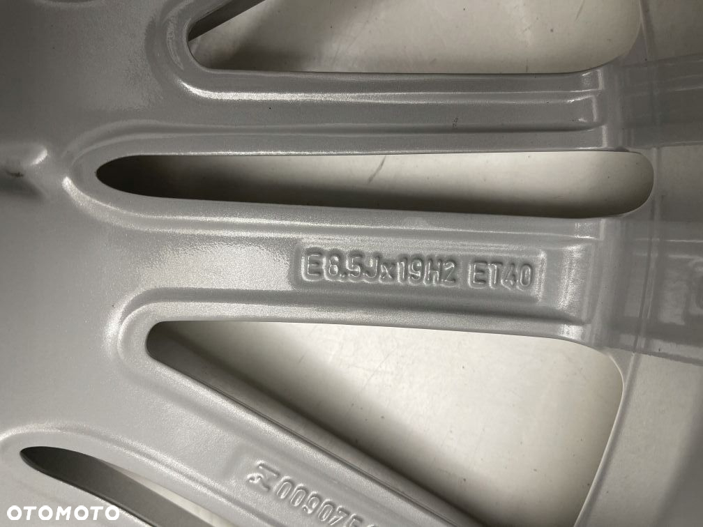 FELGI AUDI A4 B9 A5 8,5J 19 ET40 8W0601025BE ORYGINAŁ - 9