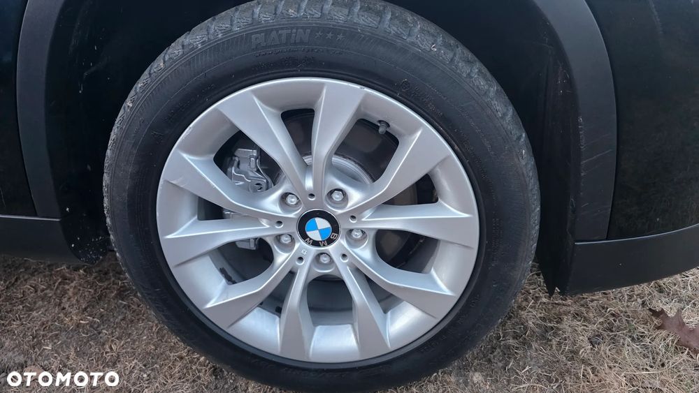 BMW X1 sDrive18d xLine - 25