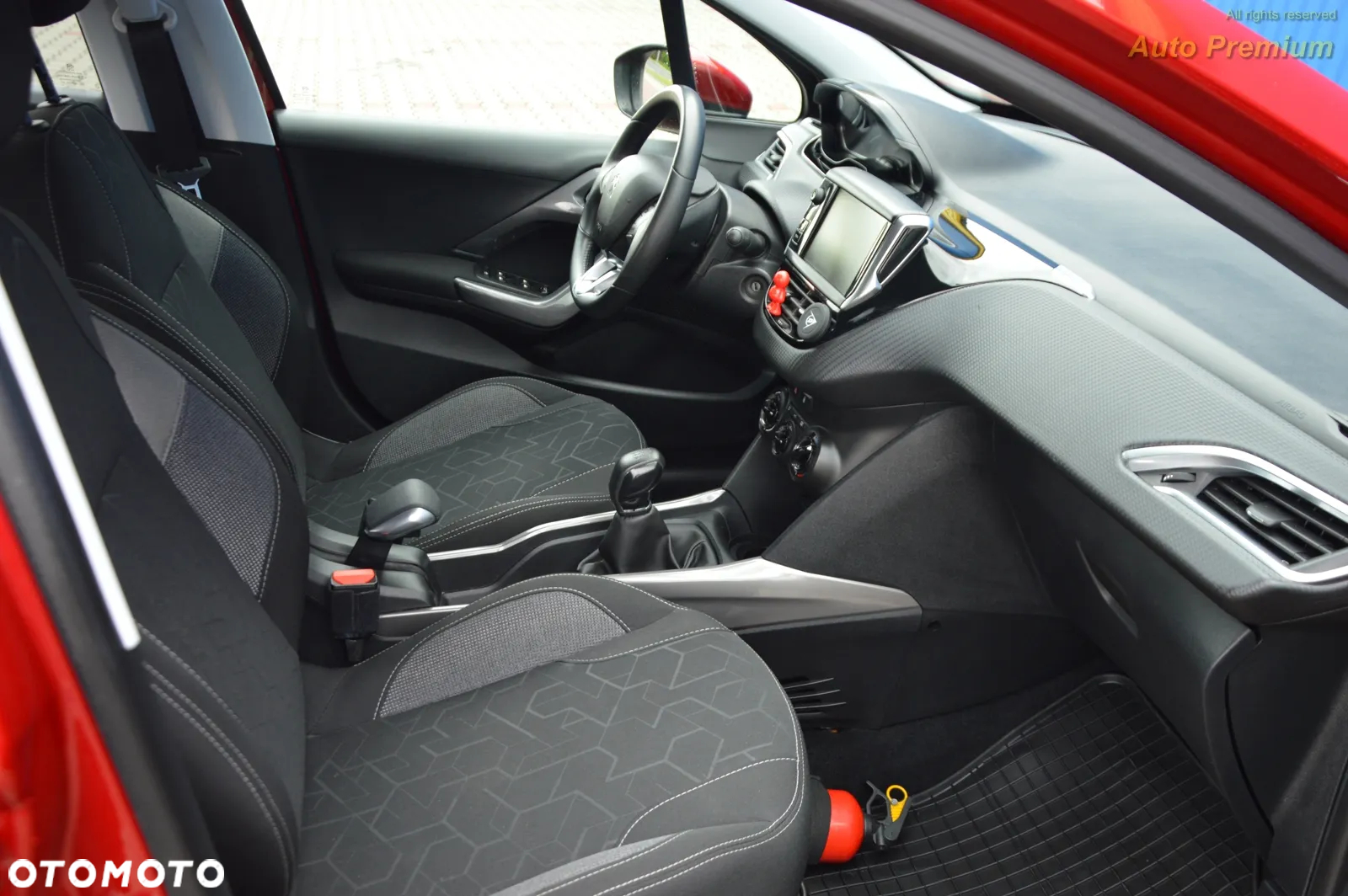Peugeot 2008 PureTech 82 Allure - 11