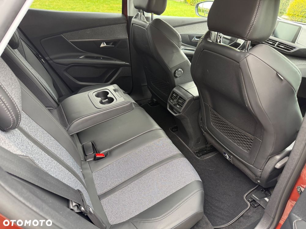 Peugeot 3008 BlueHDi 120 EAT6 Stop & Start Allure - 11