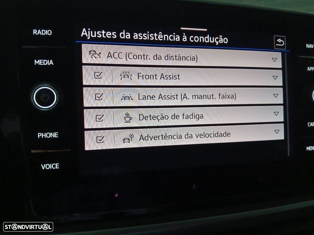 VW T-Roc 1.0 TSI Urban - 27