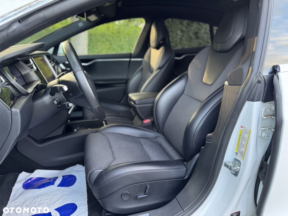 Tesla Model S Long Range Plus - 18